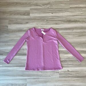 NWT ZENANA waffle neck Top